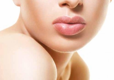 تجميل الشفاه
